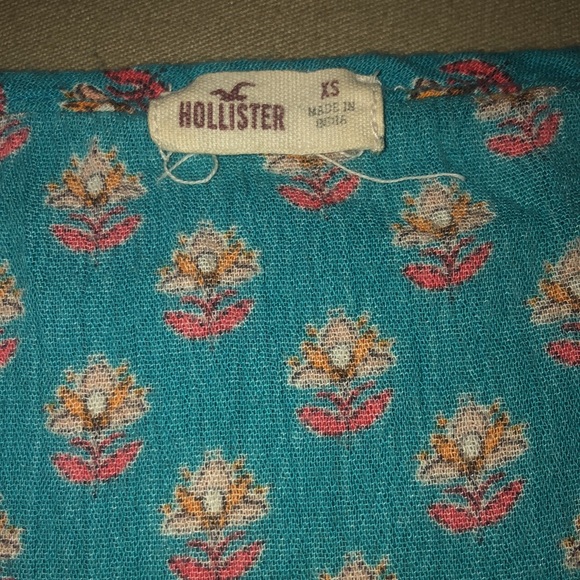 💚3 for $30💚 Hollister Boho Shirt, XS - Picture 3 of 4